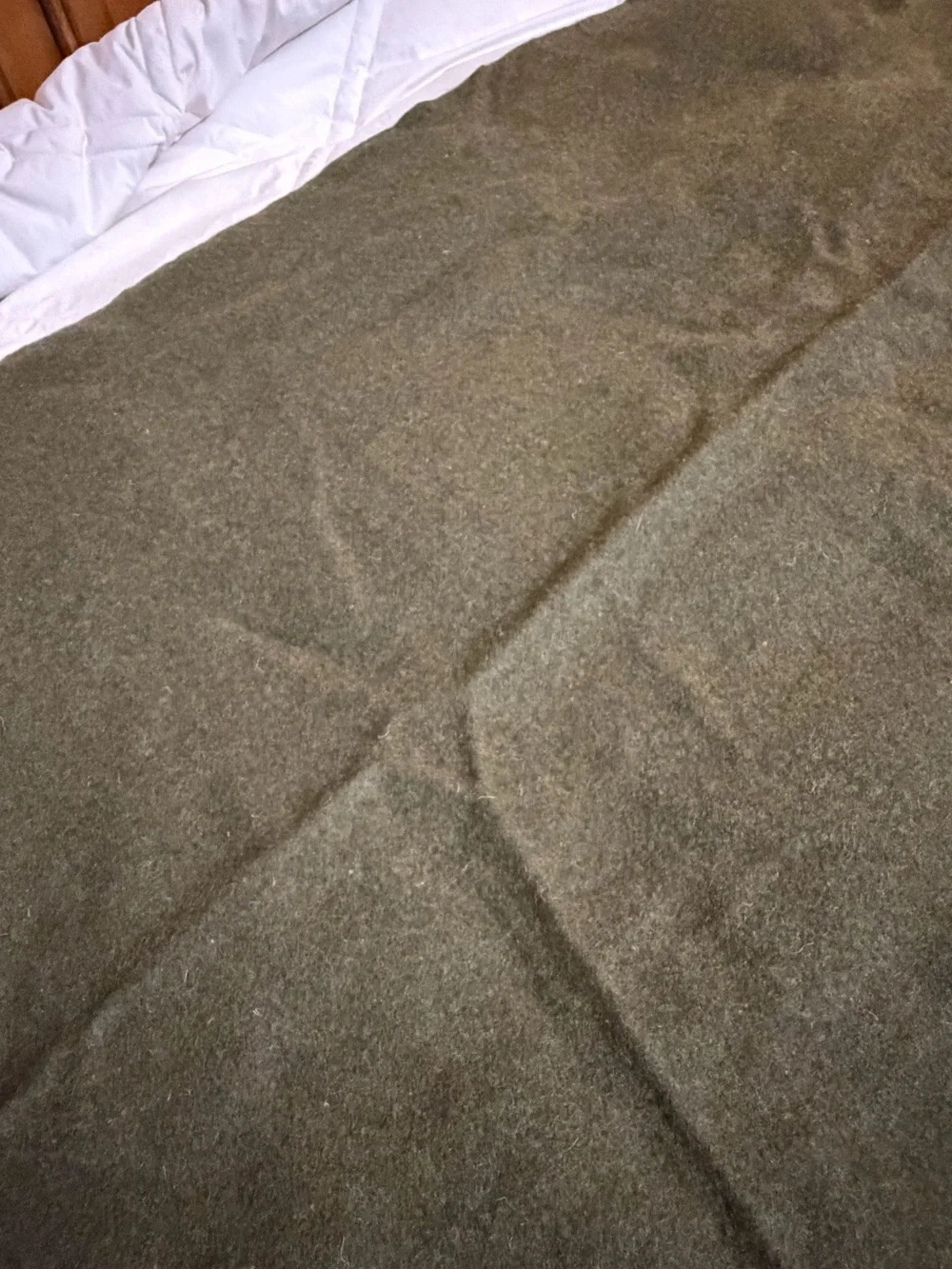 Like new Vintage US Wool Bed Blanket Military Issue No Flaws